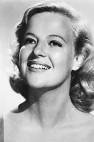 Kim Stanley as Myra in Seance on a Wet Afternoon