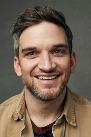 Evan Jonigkeit as Owen in The Night House