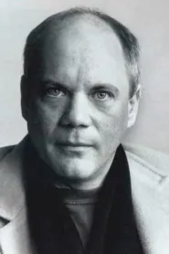 Daniel von Bargen as Fran Conklin in Before and After