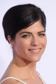 Selma Blair as Elizabeth 'Liz' Sherman in Hellboy