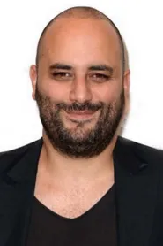 Jérôme Commandeur as Vincent Peltier in Employee of the Month