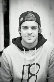 Ryan Sheckler as Mick Donnelly in Tooth Fairy