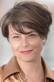 Mounia Meddour - Regizor in Papicha