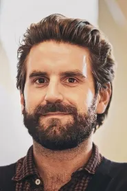 Grégoire Ludig as Paul in Babysitting