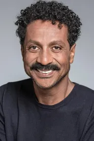 Luis Miranda as Antonio do Amor in The Rogue's Trial