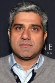 Isaac Sharry as Mordechai in Eyes Wide Open