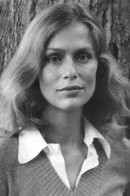 Lauren Hutton as KC in The Joneses