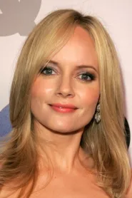 Marley Shelton as Cleo in A Perfect Getaway
