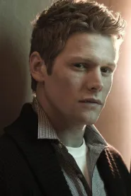 Zach Roerig as Young Ray Mott in The Last Full Measure
