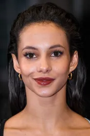 Francesca Hayward as Victoria in Cats