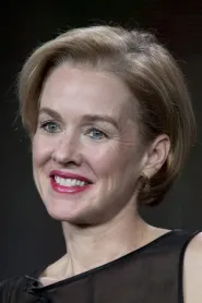 Penelope Ann Miller as Gail in Carlito's Way
