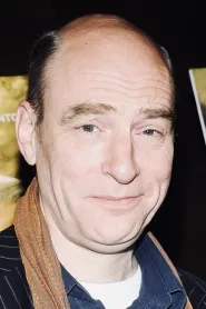 Simon Kunz as Martin in The Parent Trap