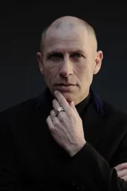 Vitaliano Trevisan as Savio in Shelter Me