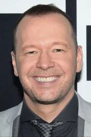 Donnie Wahlberg as Vincent Grey in The Sixth Sense