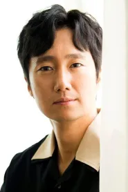 Park Hae-il as Jang Hae-joon in Decision to Leave