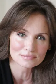 Kristen Cloke as Valerie Lewton in Final Destination