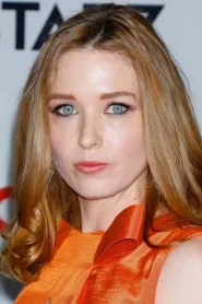 Lucy Walters as Woman on Subway Train in Shame