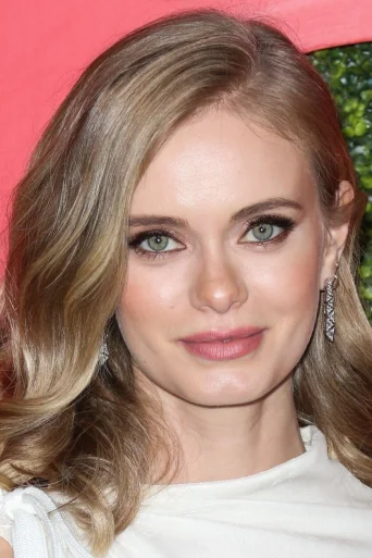Sara Paxton - Acting Profile Photo