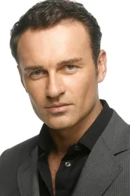 Julian McMahon as Kerrest in Faces in the Crowd