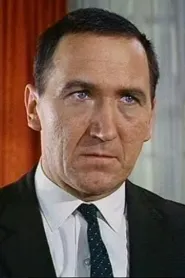 George Sewell as Con in Get Carter