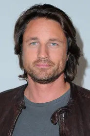 Martin Henderson as Jay in Battle in Seattle