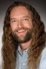 James Blackburn as Mike Shaw in Grave Mistake