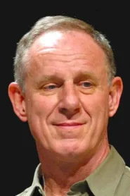 Dan Ziskie as Vernon Martin in Satan's Little Helper