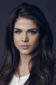 Marie Avgeropoulos as Nikki in Tracers