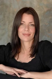 Teresa Hill as Lauren in Puppet Master 4