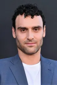 Dane DiLiegro as Predator in Prey