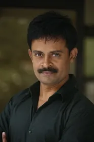 Shafi as Siddha in Khaleja