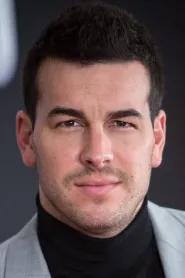 Mario Casas as Hache in Three Steps Above Heaven
