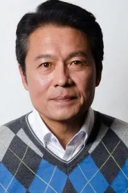 Cheon Ho-jin as Sa-hong in The Treacherous