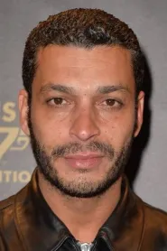 Adel Bencherif as Hamed in Dark Satellites
