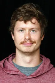 Anders Holm as Tom in How to Be Single