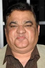 Harish Patel as Mr. Goshdashtidar in Run Fatboy Run