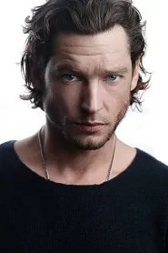 Jackson Davis as Robin in Deserted