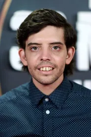 Javier Bódalo as Faraday in Faraday