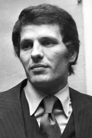 Giuliano Gemma as Orazio in The Two Gladiators