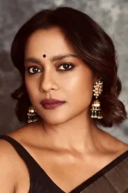 Shahana Goswami as Nadia in Break Ke Baad