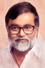 Selvaraghavan as Sangaiah in Saani Kaayidham
