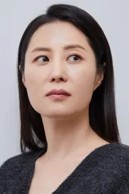 Moon So-ri as Hideko's Aunt in The Handmaiden