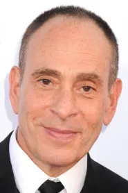 Nestor Serrano as El Zorro in Sueno