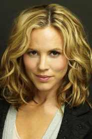 Maria Bello as Donna McLoughlin in World Trade Center