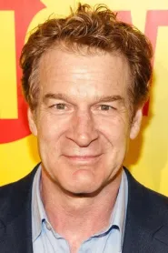 Kevin Kilner as Rabbi / Gary Sutton in My Mother the Spy