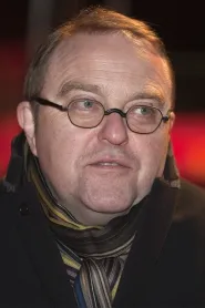 Gustav Peter Wöhler as Cookie in 7 Dwarves: The Forest Is Not Enough