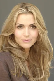 Hudson Leick as Julia in Cold Heart