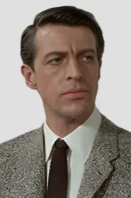 Claudio Brook as Butler Julio in The Exterminating Angel