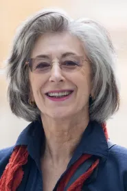 Maureen Lipman as Mother in The Pianist
