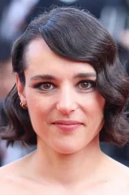 Jehnny Beth as Marge Berger in Anatomy of a Fall